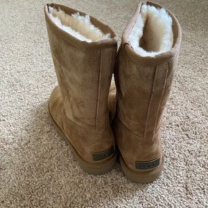 Ugg Celvin water resistant